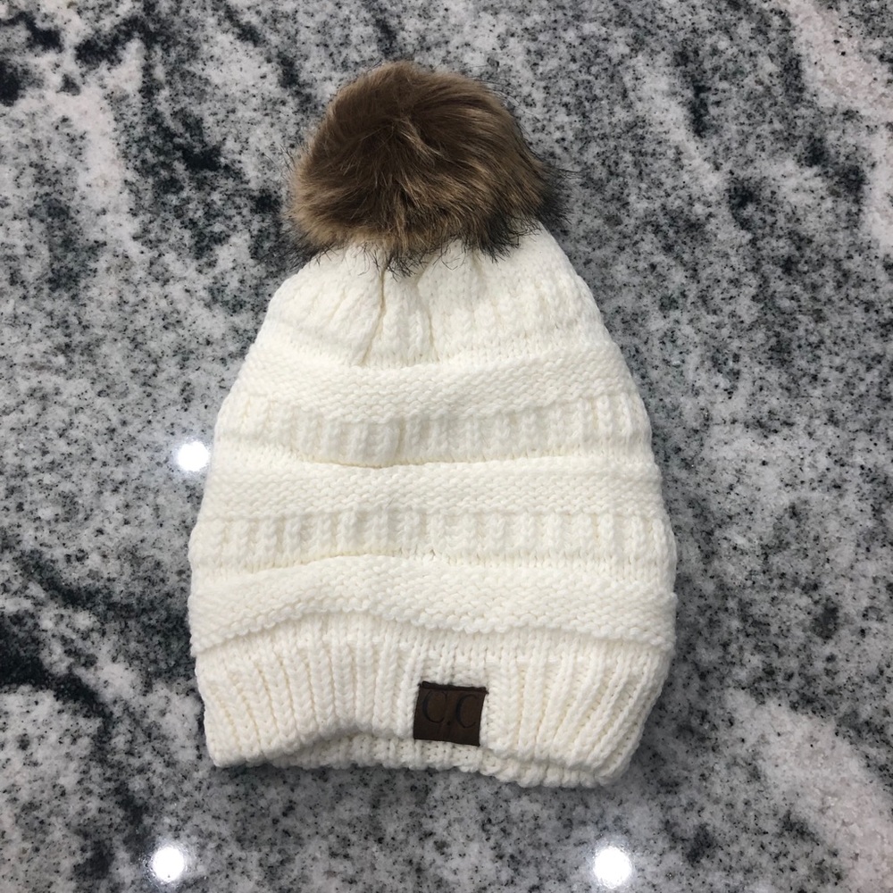 2 CC POM STYLE BEANIES - Picture 4 of 12